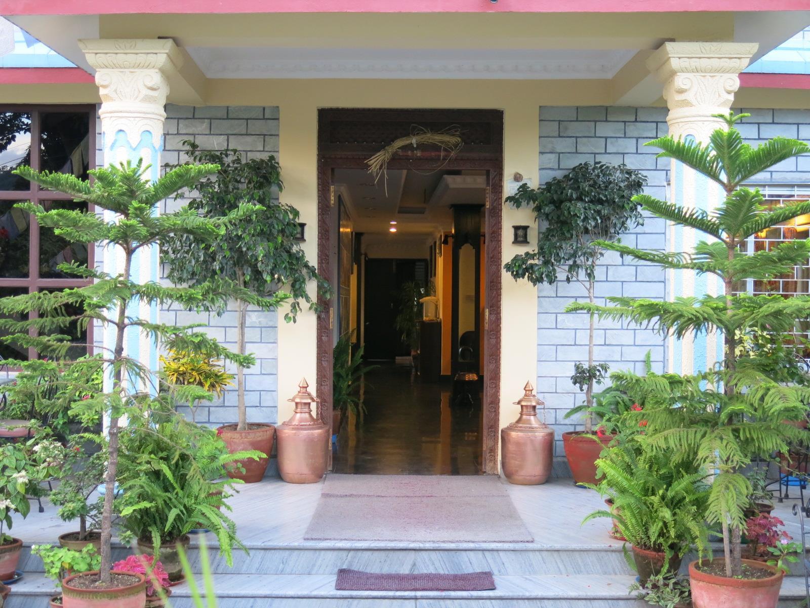 Hotel Lake Star โพคารา ภายนอก รูปภาพ