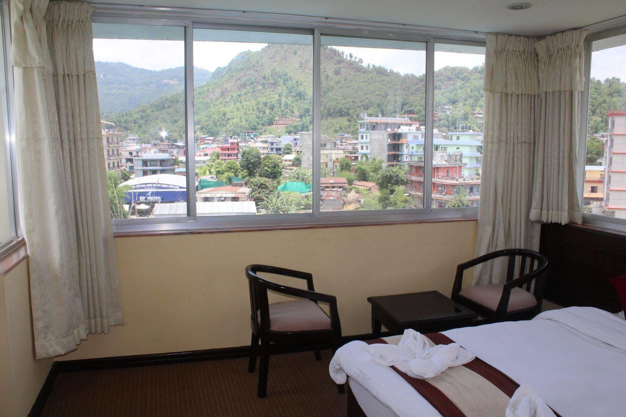 Hotel Lake Star โพคารา ภายนอก รูปภาพ