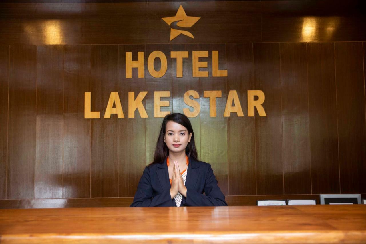 Hotel Lake Star โพคารา ภายนอก รูปภาพ